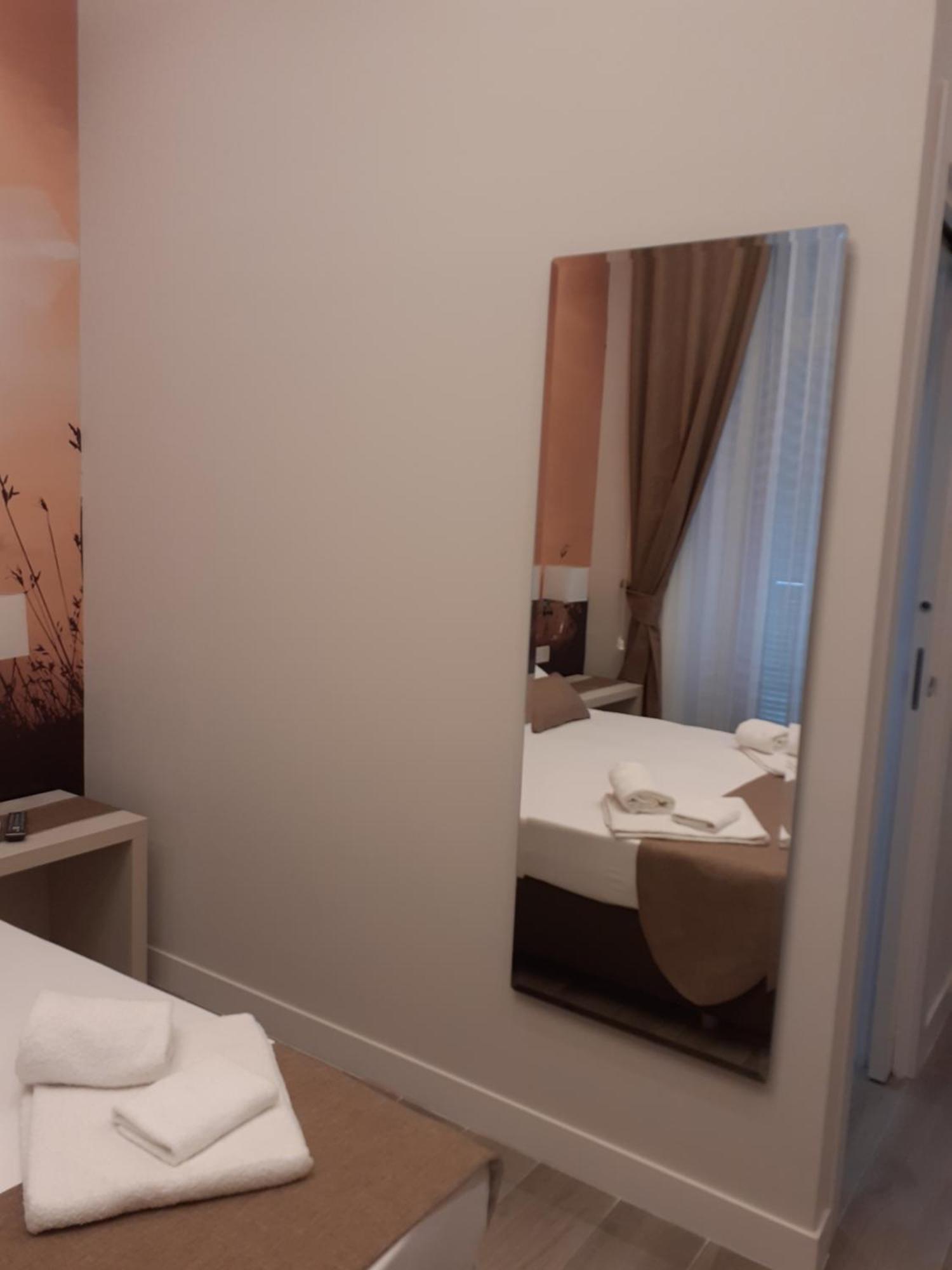 Dante Relais Hotel เนเปิลส์ ภายนอก รูปภาพ
